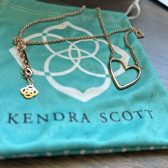 Kendra Scott Jewelry - Kendra Scott Heart Necklace